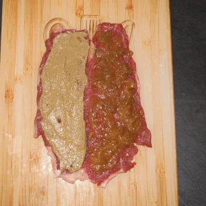 Cachopo de Ternera con crema de Boletus y cebolla caramelizada